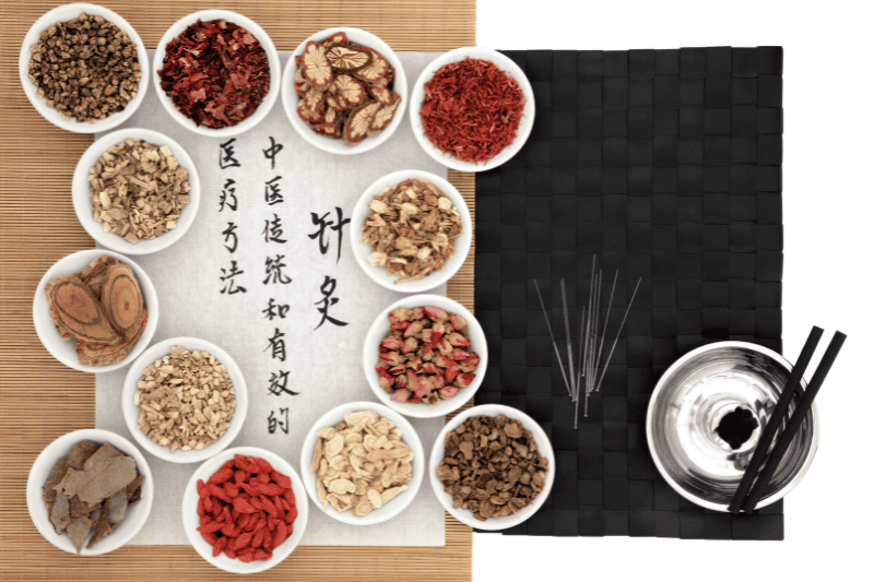 הרפואה הסינית המסורתית - כל ההבדלים בין דיקור סיני, שיאצו, ועיסוי רפואי